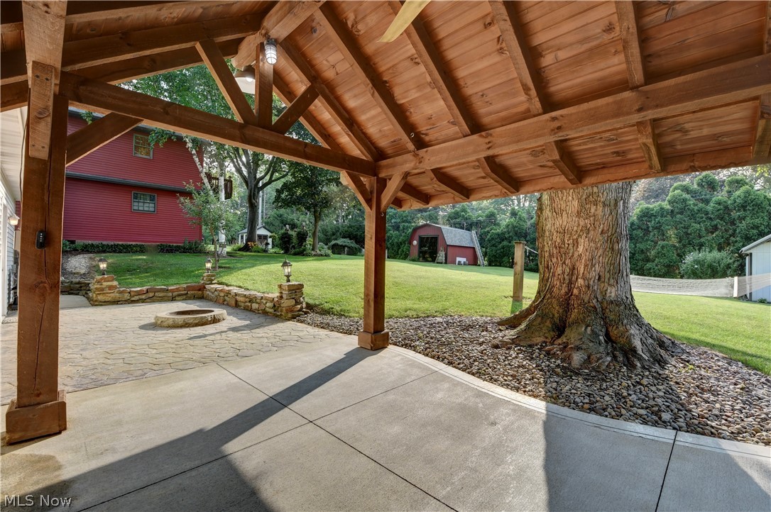 403 Engadine Court SW Sugarcreek OH 44681