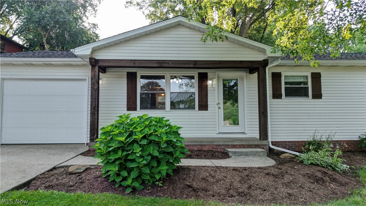 403 Engadine Court SW Sugarcreek OH 44681