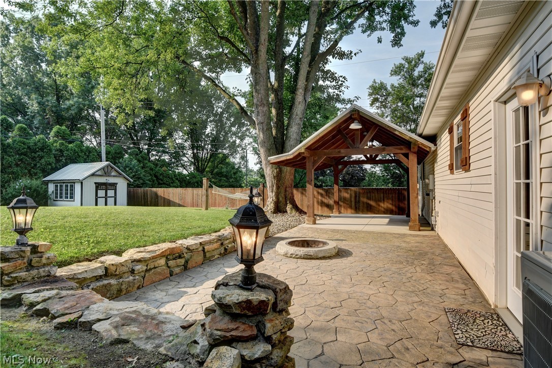 403 Engadine Court SW Sugarcreek OH 44681
