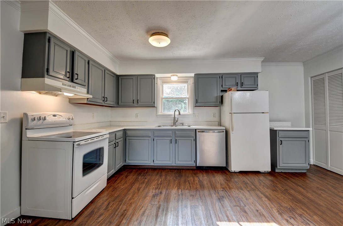 403 Engadine Court SW Sugarcreek OH 44681
