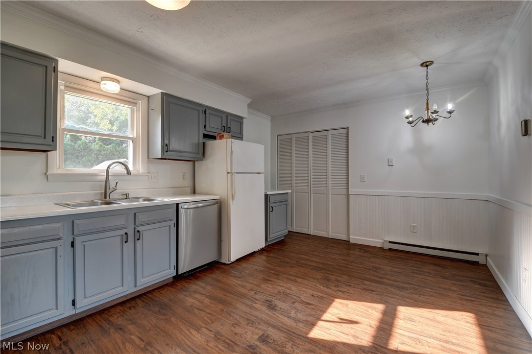 403 Engadine Court SW Sugarcreek OH 44681