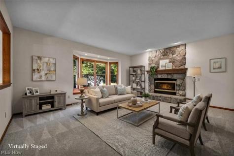 7732 Debonaire Drive Mentor OH 44060