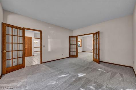 7732 Debonaire Drive Mentor OH 44060