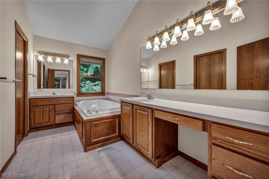 7732 Debonaire Drive Mentor OH 44060