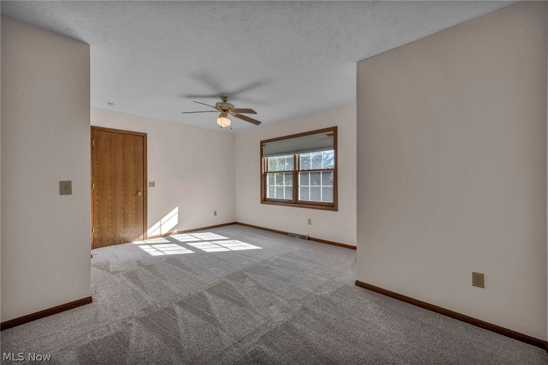 7732 Debonaire Drive Mentor OH 44060