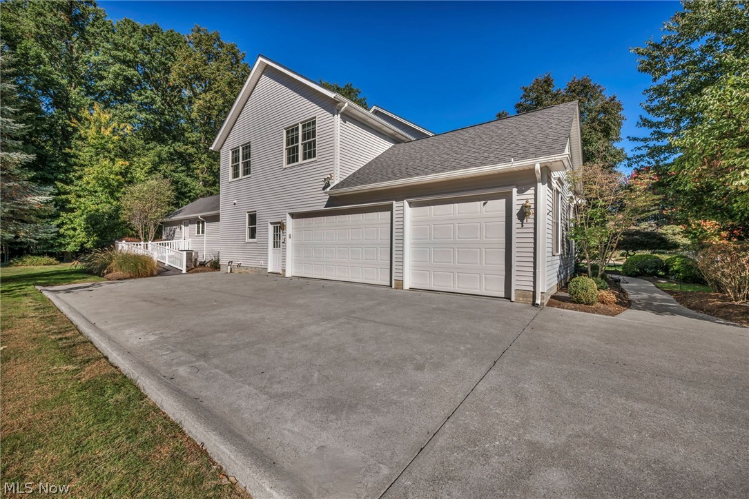 7732 Debonaire Drive Mentor OH 44060
