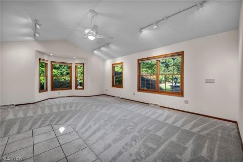 7732 Debonaire Drive Mentor OH 44060