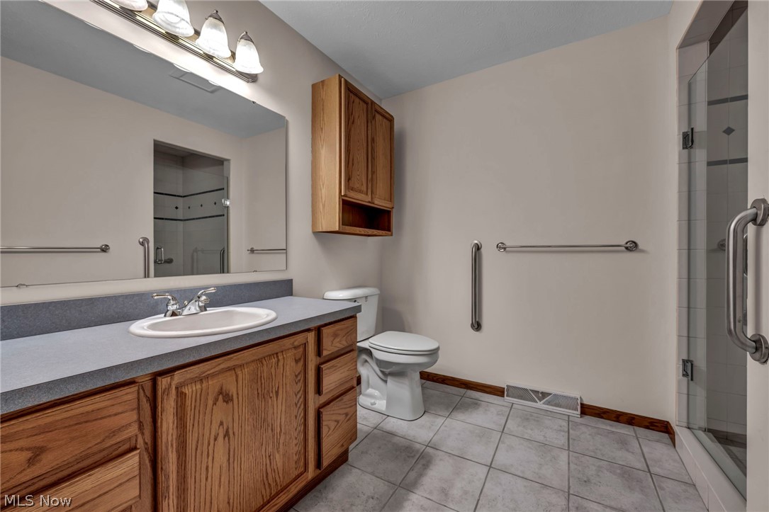7732 Debonaire Drive Mentor OH 44060