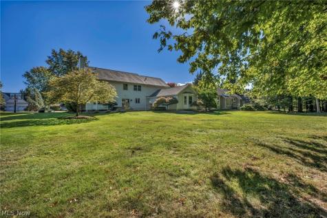 7732 Debonaire Drive Mentor OH 44060