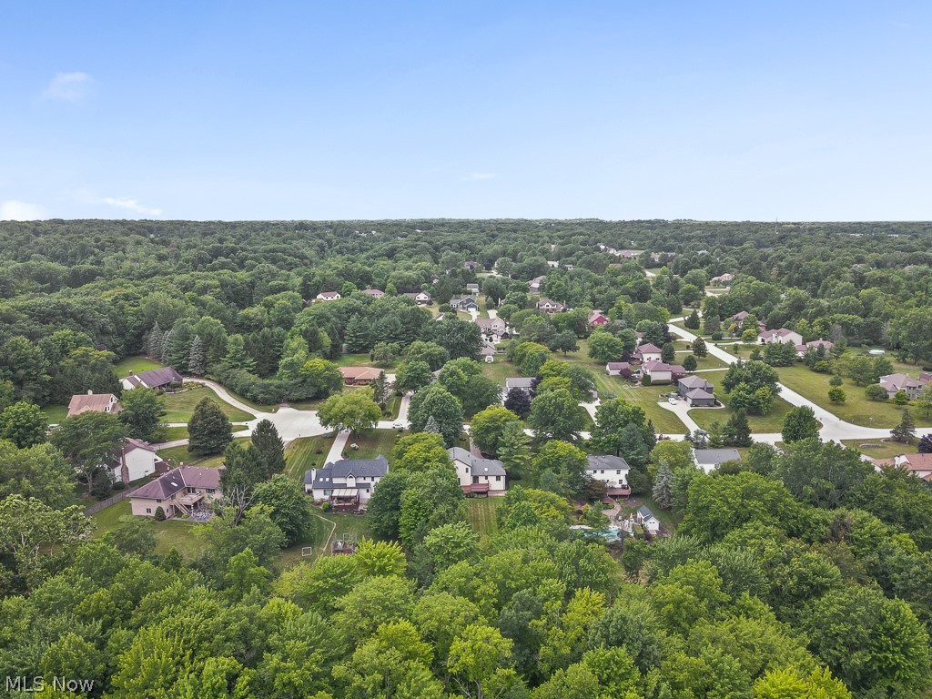 315 Valley Brook Oval Hinckley OH 44233