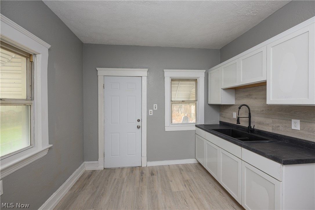 686 E 92nd Street Cleveland OH 44108