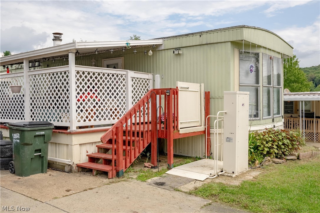 2715 Barn Drive SW Canton OH 44706