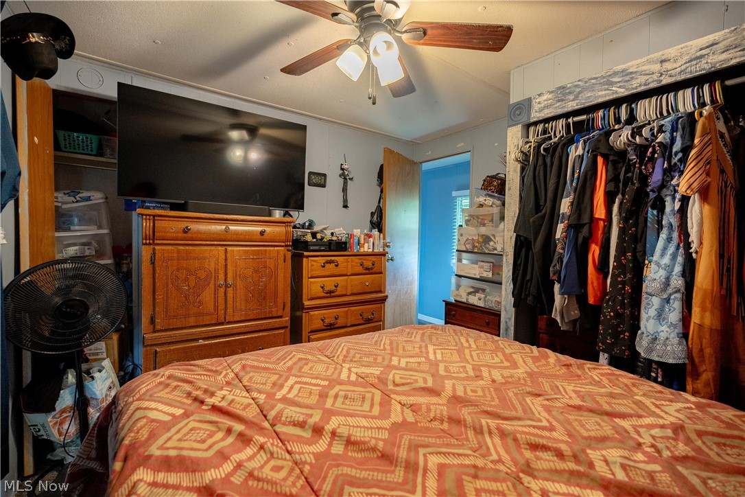 2715 Barn Drive SW Canton OH 44706