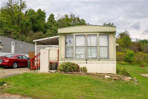 2715 Barn Drive SW Canton OH 44706