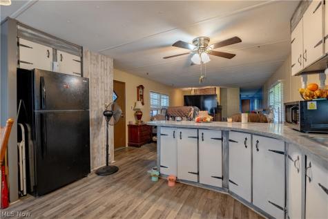 2715 Barn Drive SW Canton OH 44706