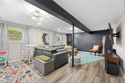 432 Pickwick Lane Tallmadge OH 44278