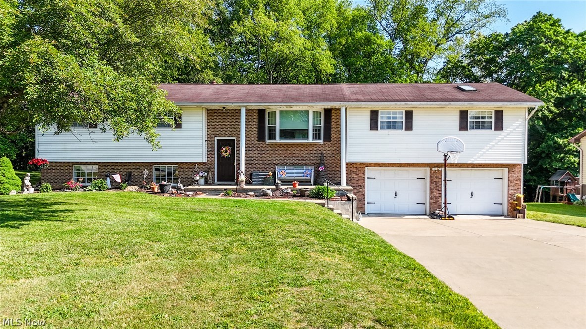 44 Teri Lane Little Hocking OH 45742