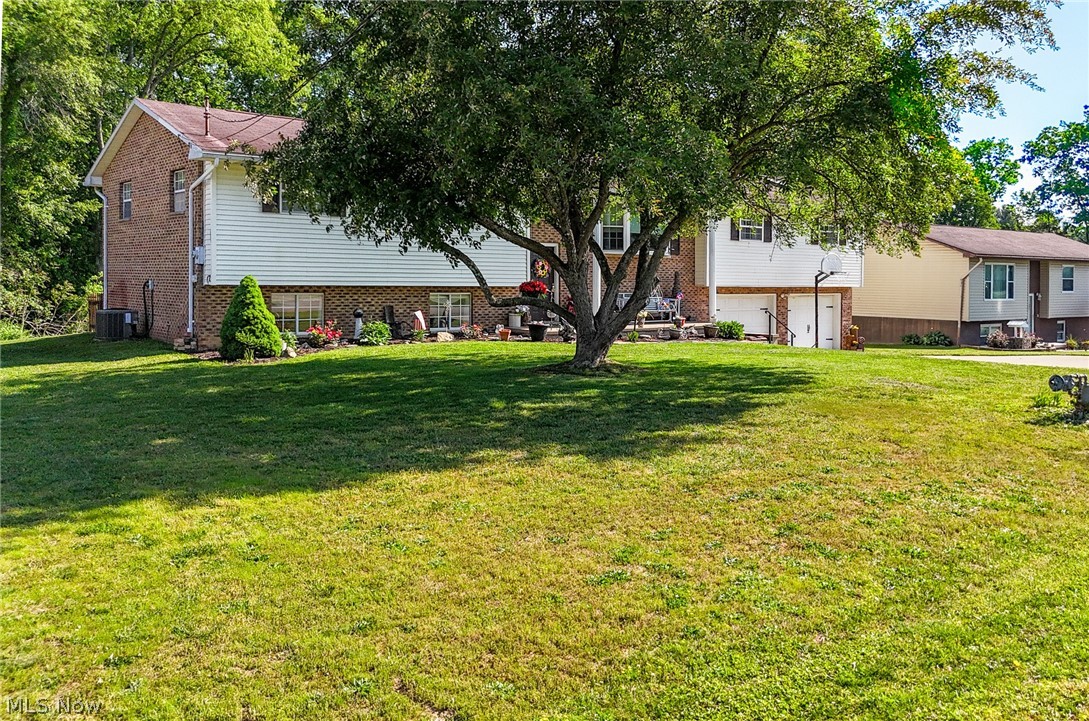 44 Teri Lane Little Hocking OH 45742