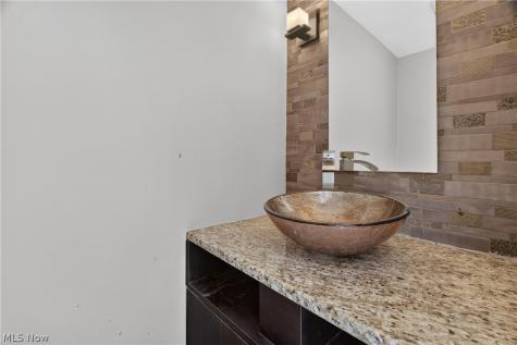 6613 Brookside Road Independence OH 44131