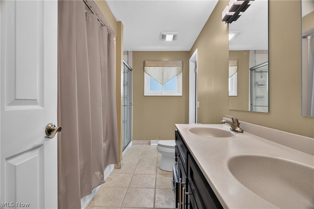 6613 Brookside Road Independence OH 44131