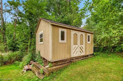 6613 Brookside Road Independence OH 44131