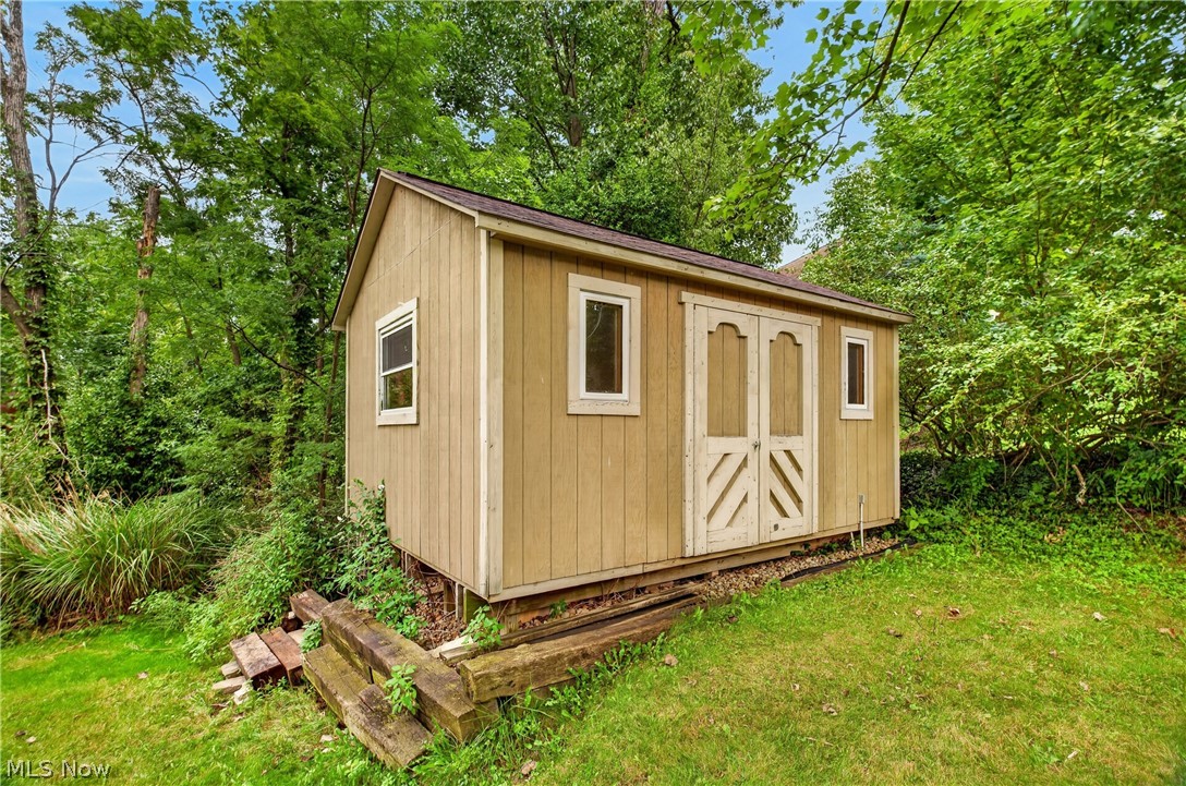 6613 Brookside Road Independence OH 44131