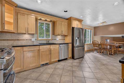 6613 Brookside Road Independence OH 44131