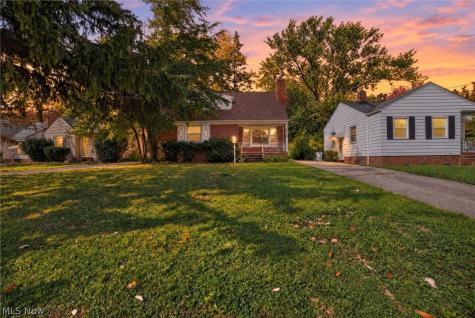 4109 Bluestone Road Cleveland Heights OH 44121