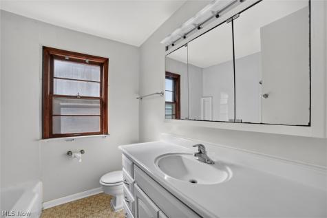 4109 Bluestone Road Cleveland Heights OH 44121