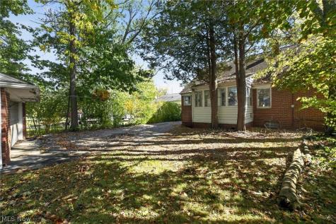 4109 Bluestone Road Cleveland Heights OH 44121