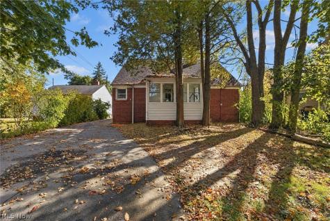 4109 Bluestone Road Cleveland Heights OH 44121