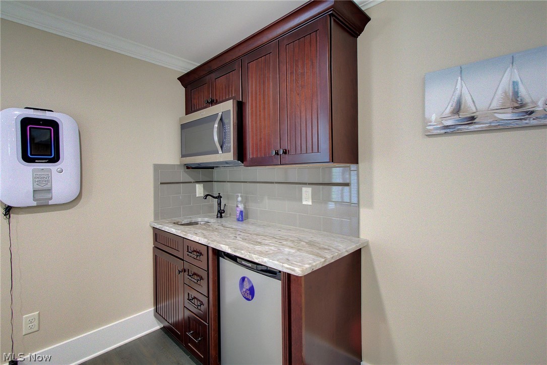 143 Relentless Way Hartville OH 44632