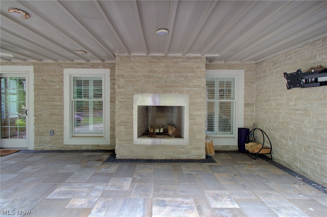 143 Relentless Way Hartville OH 44632