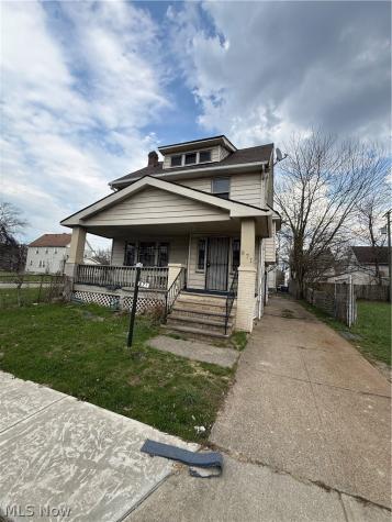 871 E 129th Street Cleveland OH 44108