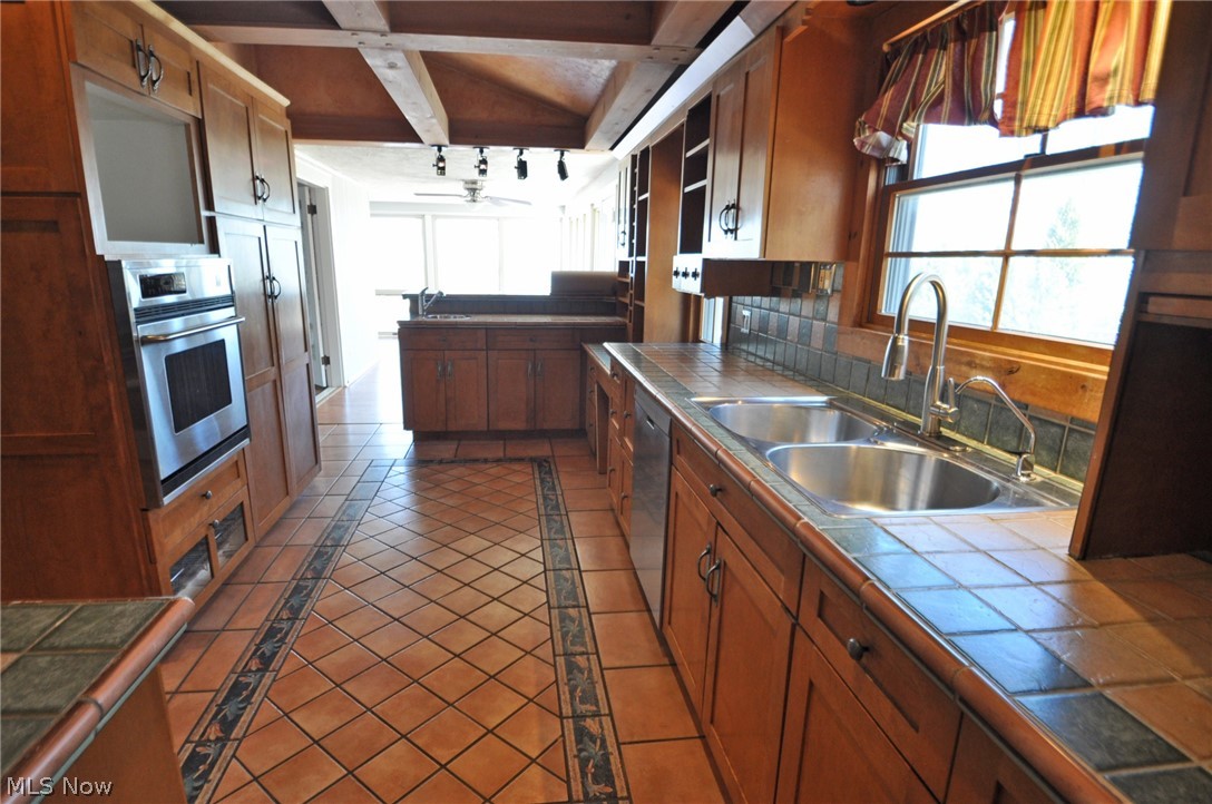 24446 Lake Road Bay Village OH 44140