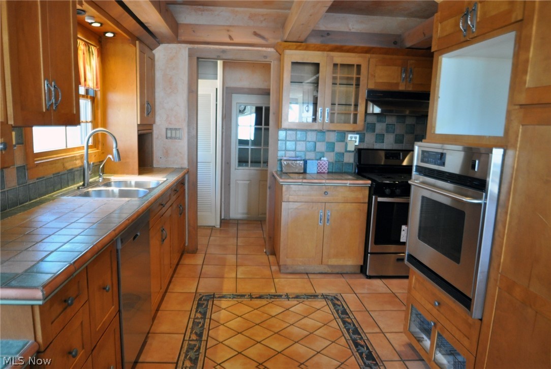24446 Lake Road Bay Village OH 44140