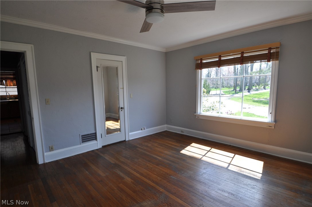 24446 Lake Road Bay Village OH 44140