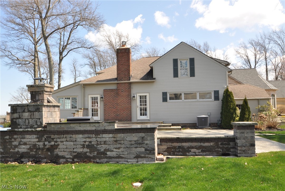 24446 Lake Road Bay Village OH 44140