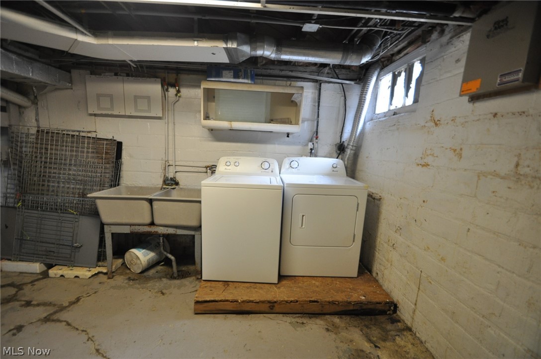 24446 Lake Road Bay Village OH 44140