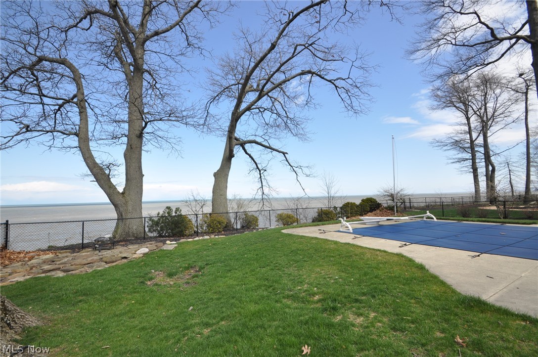 24446 Lake Road Bay Village OH 44140