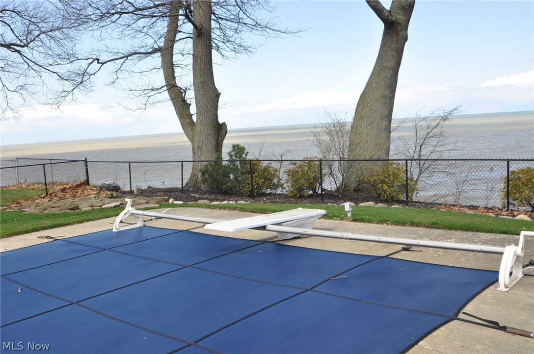 24446 Lake Road Bay Village OH 44140