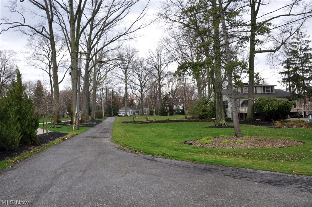 24446 Lake Road Bay Village OH 44140