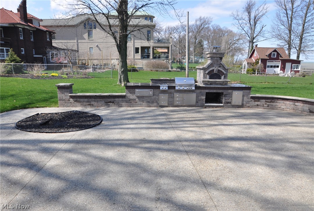 24446 Lake Road Bay Village OH 44140