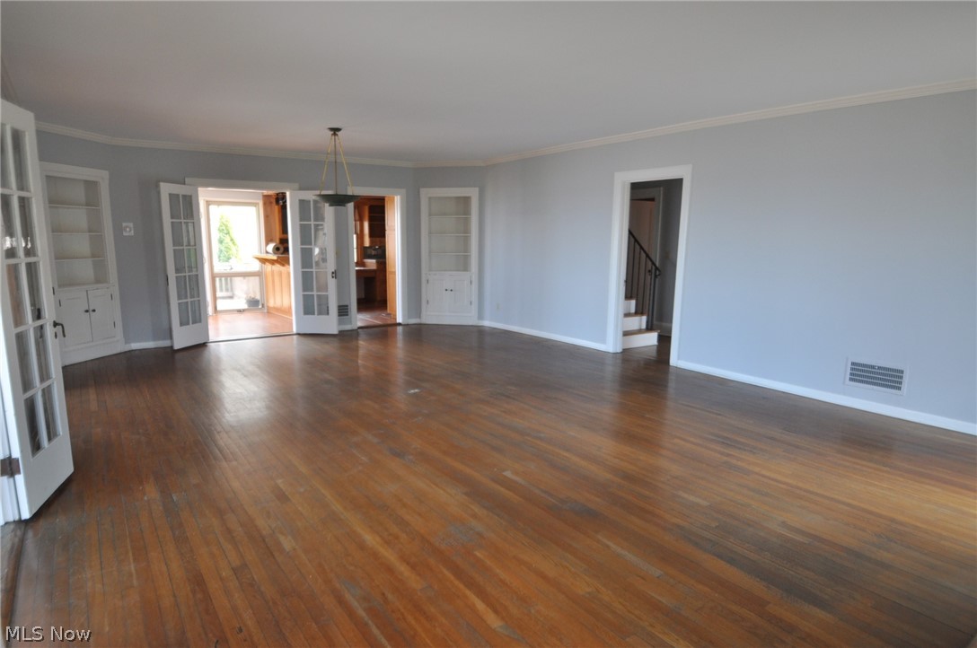 24446 Lake Road Bay Village OH 44140