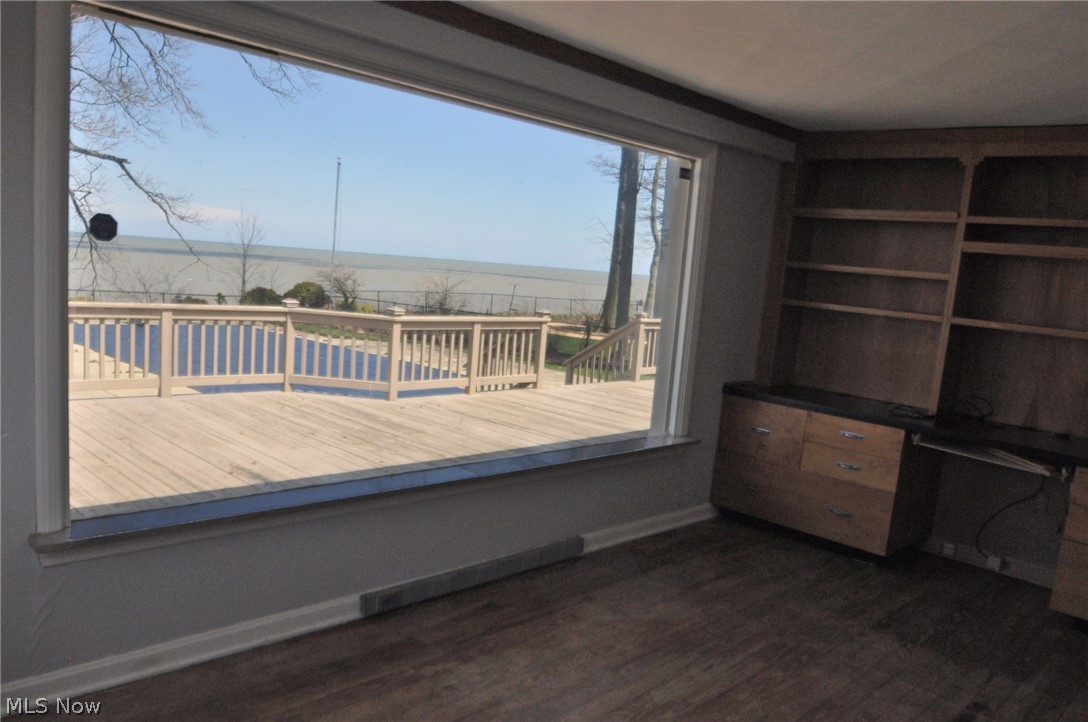 24446 Lake Road Bay Village OH 44140