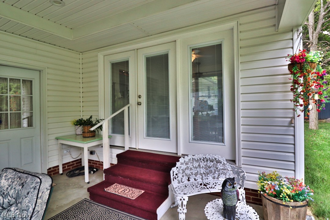 1836 Bayberry Lane Coshocton OH 43812