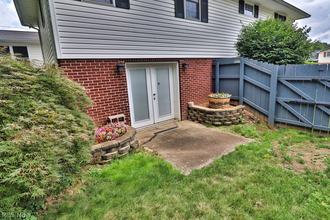 1836 Bayberry Lane Coshocton OH 43812