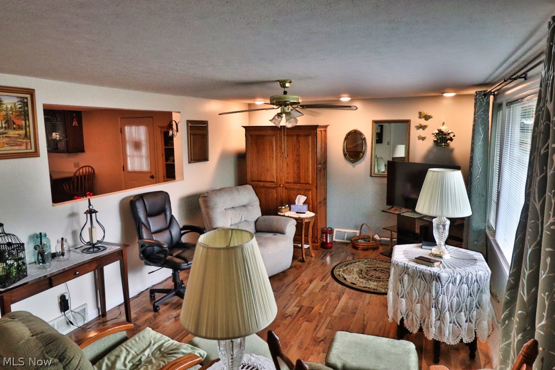 1836 Bayberry Lane Coshocton OH 43812