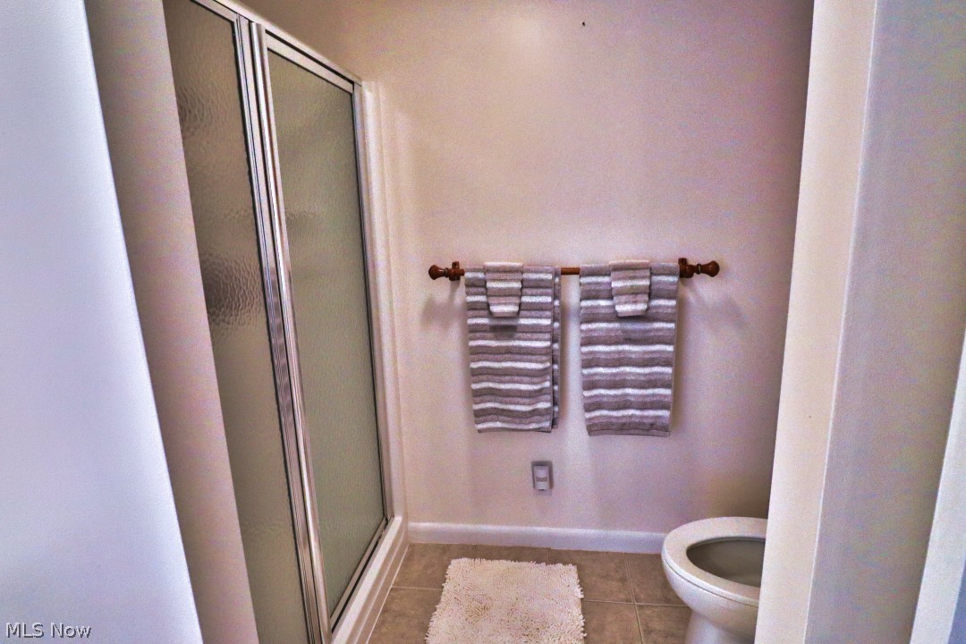 1836 Bayberry Lane Coshocton OH 43812
