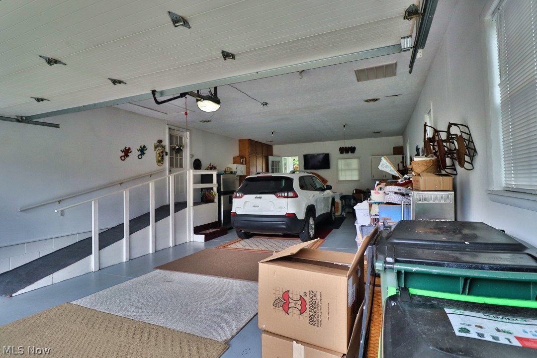 1836 Bayberry Lane Coshocton OH 43812